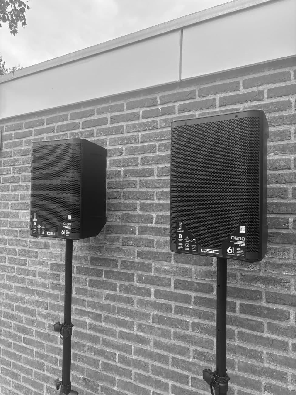 QSC CB10 Duo Set (2x accu speaker) 1